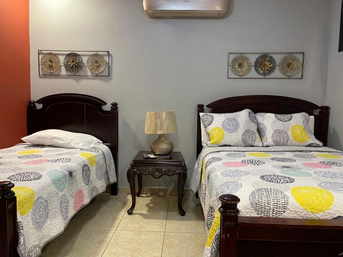 Refugio De La Montana B&B San Pedro Sula Zimmer foto